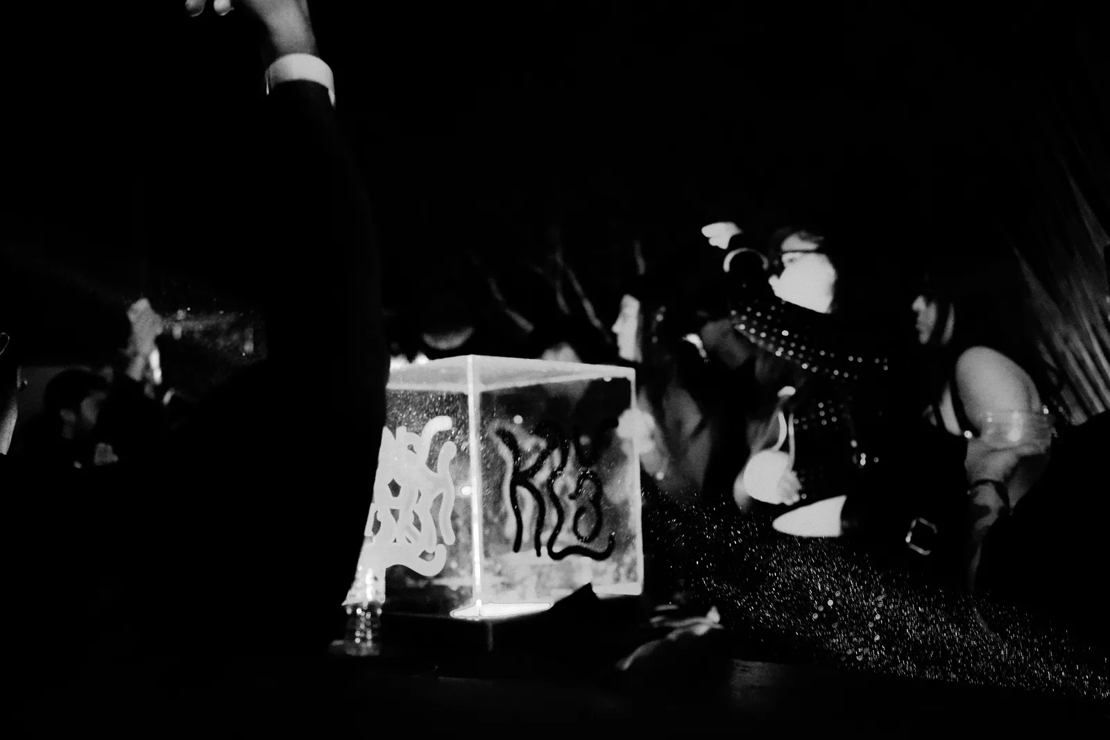 KLUB 001 — foto 6